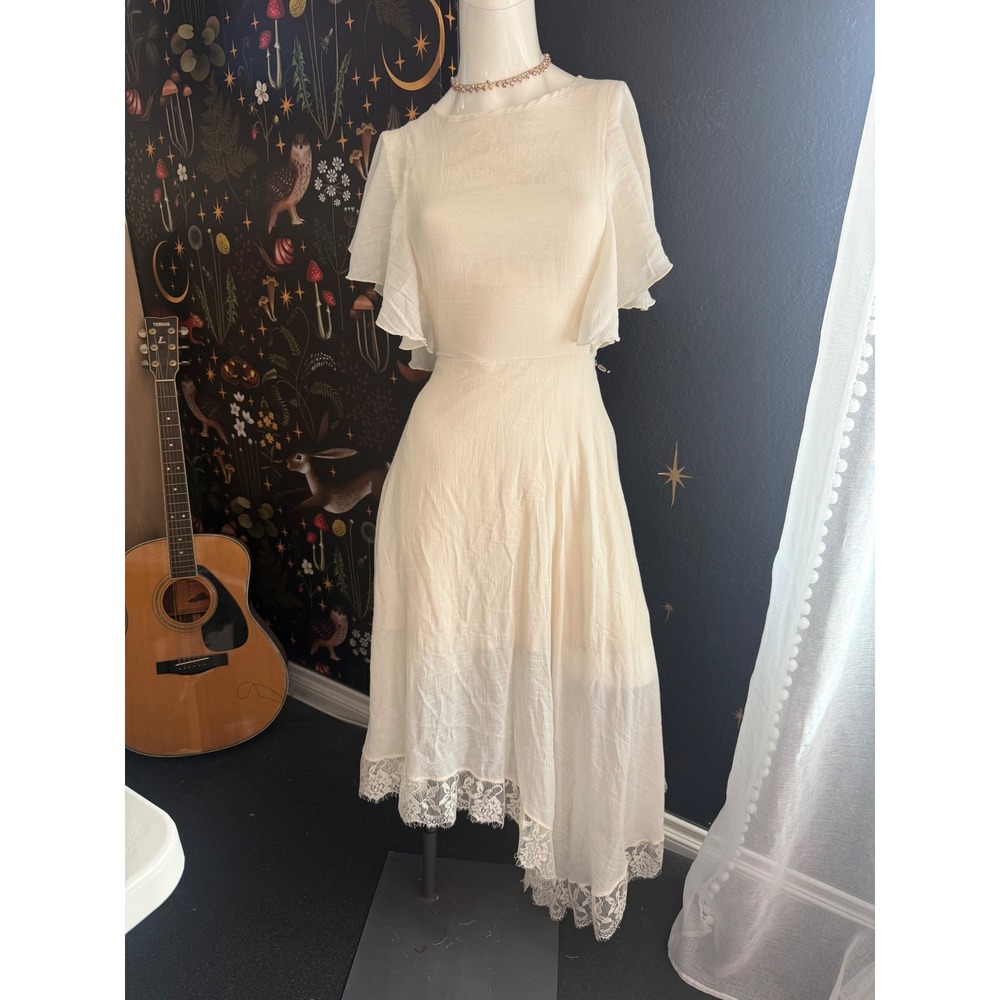 Mia Joy by Joyfolie Cream Lace Handkerchief Hem Flutter Sleeve Dress Small